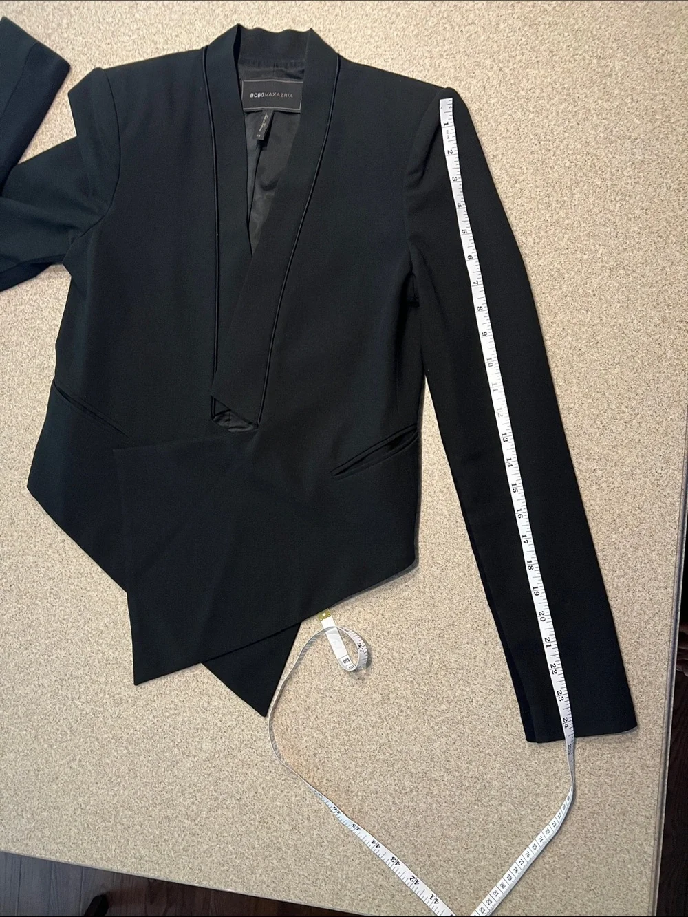❤️ BCBGMaxAzria Candice Black Asymmetric Blazer - Picture 2 of 9